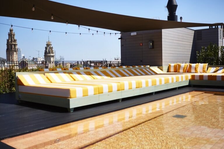 sun deck 1 768x512