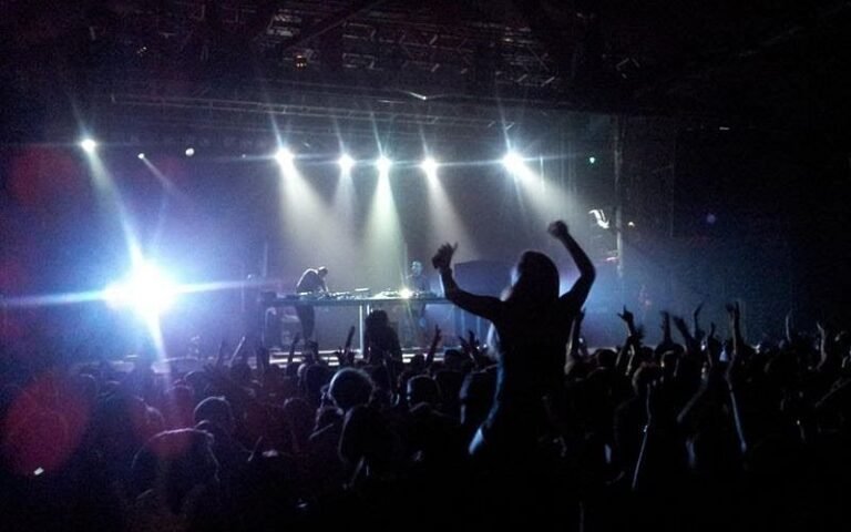 inside razzmatazz nightclub 768x480